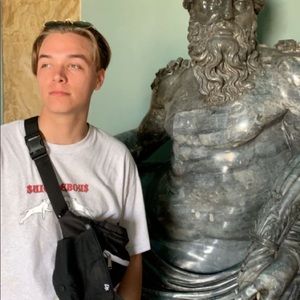 Meet your Posher, Ethan